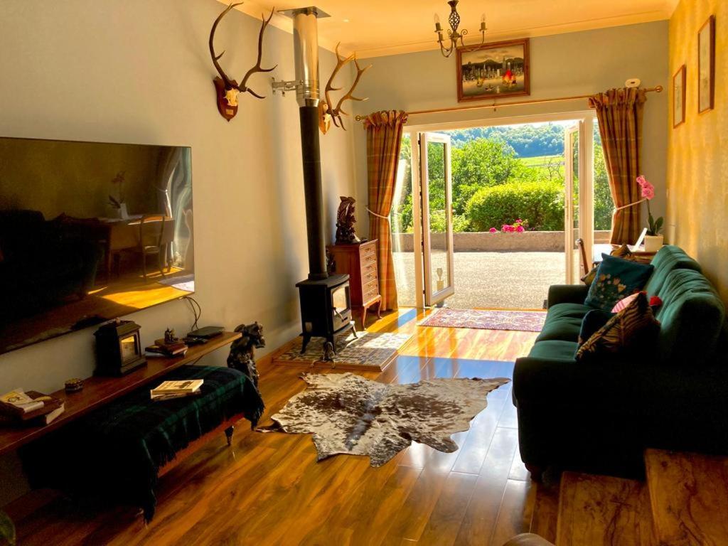 The Guest Suite At Daviot ,Инвернесс Экстерьер фото