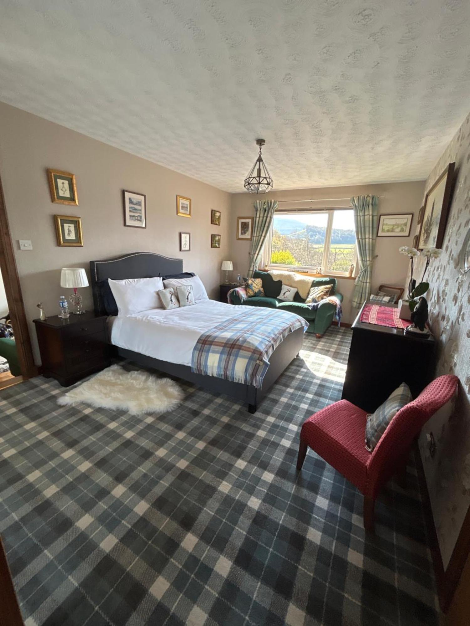 The Guest Suite At Daviot ,Инвернесс Экстерьер фото
